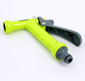 Регулируемый разбрызгиватель REHAU