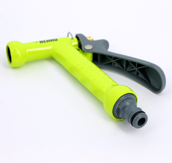 Регулируемый разбрызгиватель REHAU