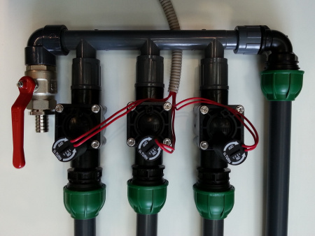 Картинка товара коллектор для 2-х клапанов автополива 1"вр поворот. х 1"нр х (2выхода х 1"нр поворот) rainbird RainBird RB1301-210 ufa-aqua.ru