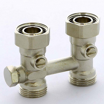 Узел подключения радиатора прямой с байпасом и кранами